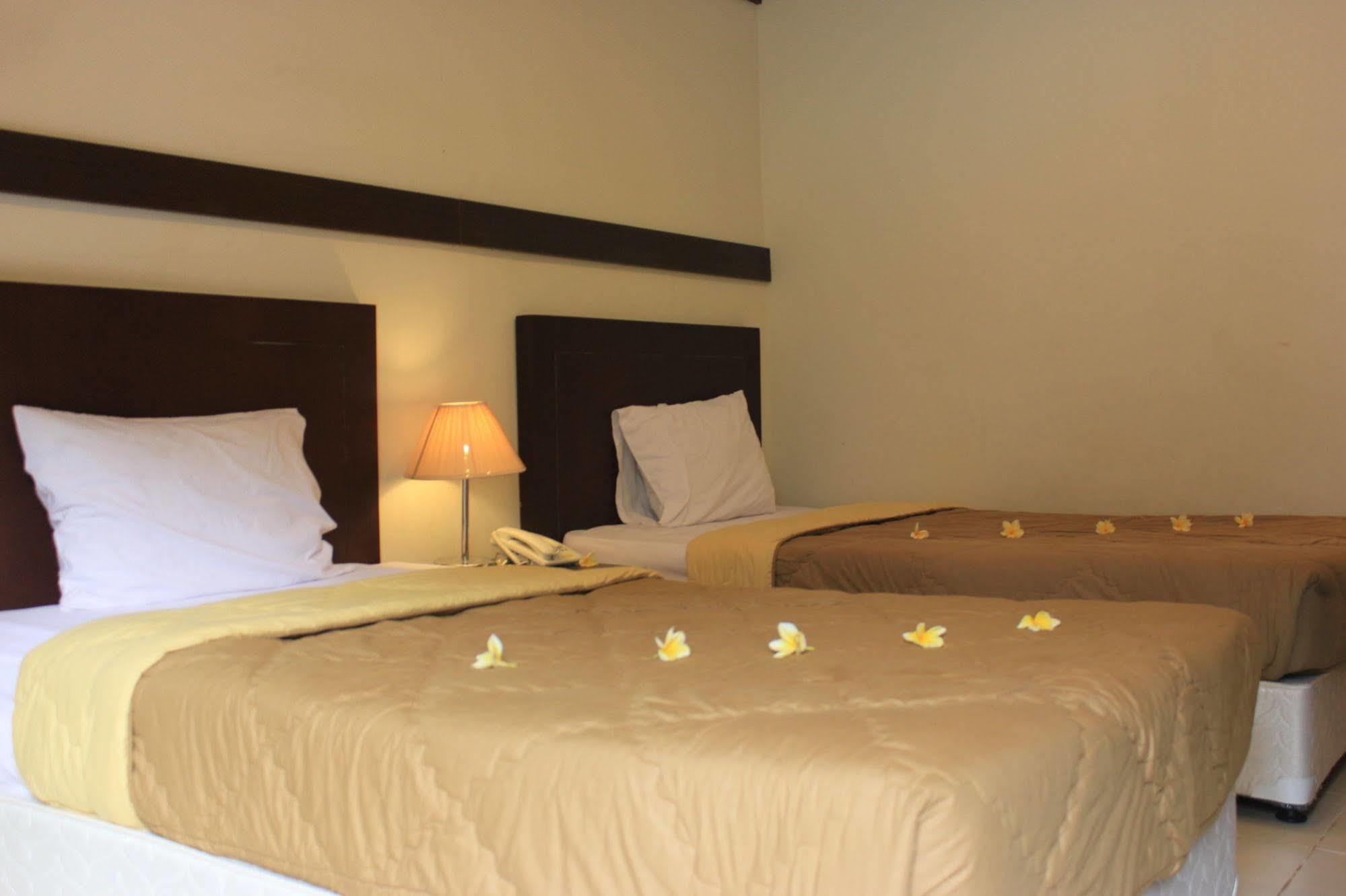 Bumi Cikeas Sentul Bogor Hotel Exterior foto