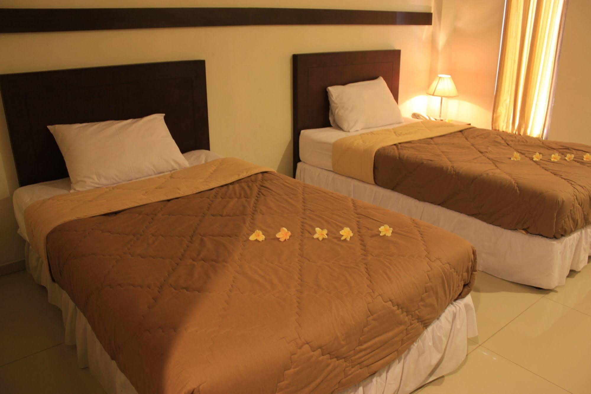 Bumi Cikeas Sentul Bogor Hotel Exterior foto